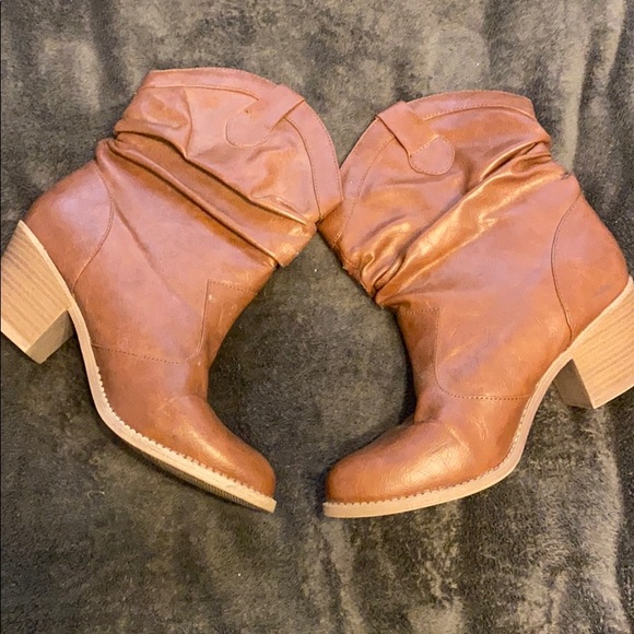 Cowboy booties/boots - Picture 3 of 4